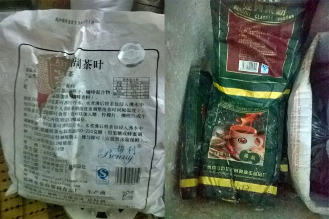 Bột làm kem in chằng chịt chữ Trung Quốc… cùng nhiều hương liệu, hóa chất khác mà chỉ có “thợ lành nghề” trong xưởng mới biết cách dùng mà không cần đến phụ đề.