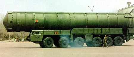 Nga - Trung Quốc sẽ tăng cường hợp tác quân sự? ảnh 2 A DF-41 mobile launcher. (Internet PHoto)