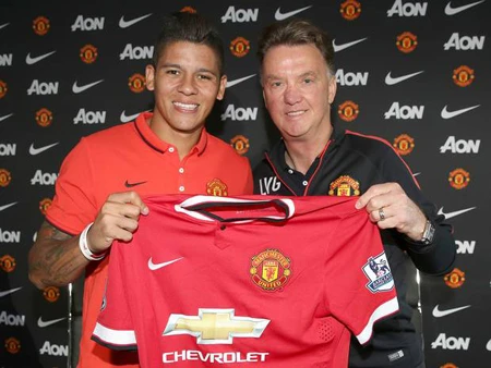 Marcos Rojo đã sẵn sàng để thi đấu cho MU
