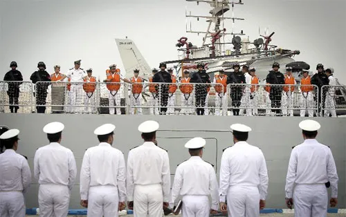 Trung Quốc, Iran, tàu chiến, cập cảng, tập trận Trung Quốc, Iran, tàu chiến, cập cảng, tập trận