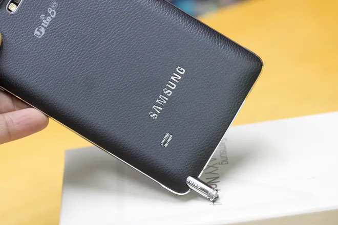  Galaxy Note 4 xách tay về Viêt Nam giá 16,5 triệu đồng ảnh 11