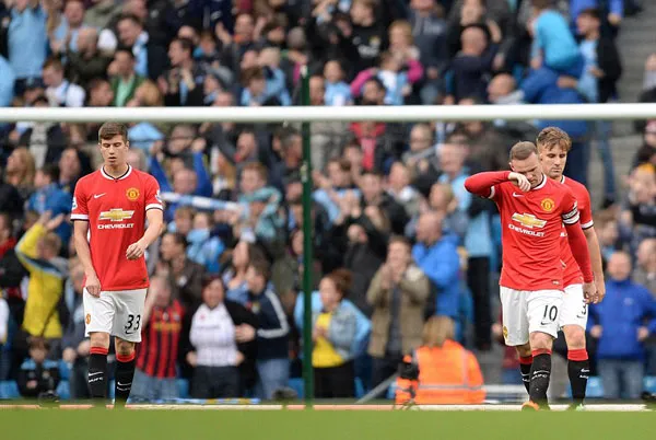 Man Utd lực bất tòng tâm trước sức mạnh vượt trội của Man City. Ảnh:DM. mu6_1414949664.jpg