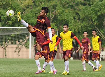 Việt Nam 3-0 Lào: Mở toang cửa vào bán kết ảnh 19