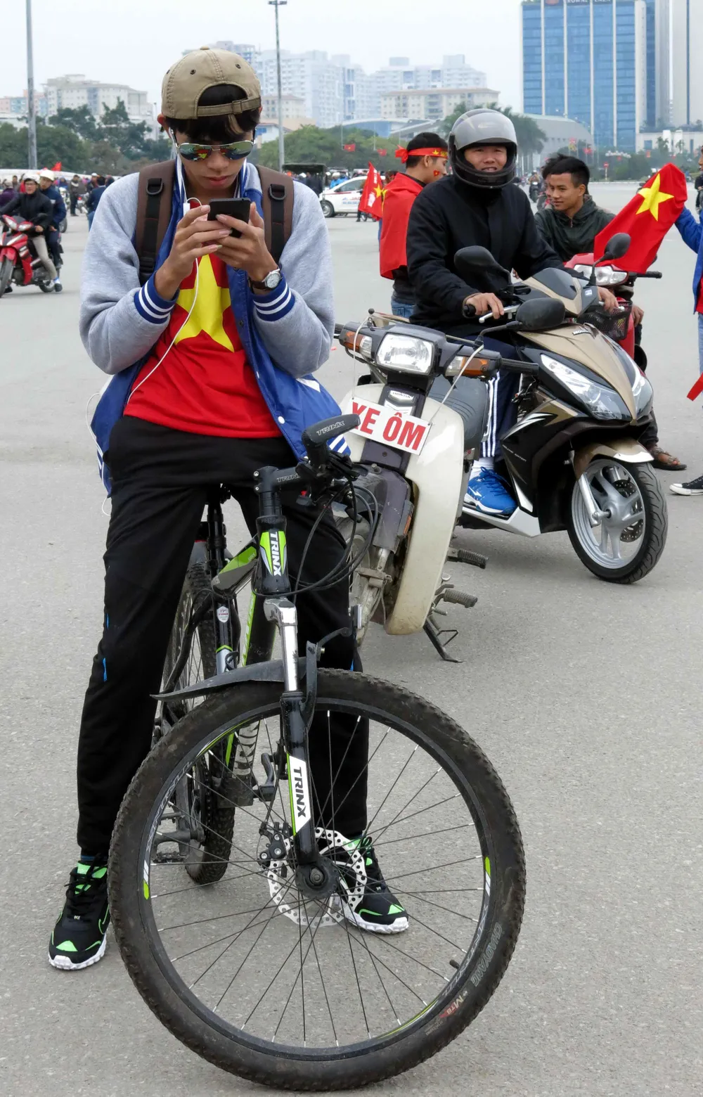 Việt Nam trước giờ xung trận: Nóng 'hầm hập' ở sân Mỹ Đình ảnh 9