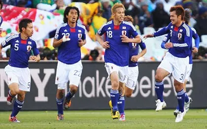 Đội tuyển Nhật đang ngồi…trên lửa ảnh 2 Đội tuyển Nhật đang ngồi…trên lửa ảnh 2