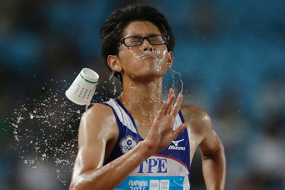 Những hình ảnh hài hước, khó quên nhất làng thể thao năm 2014 ảnh 7 Những hình ảnh hài hước, khó quên nhất làng thể thao năm 2014 ảnh 7