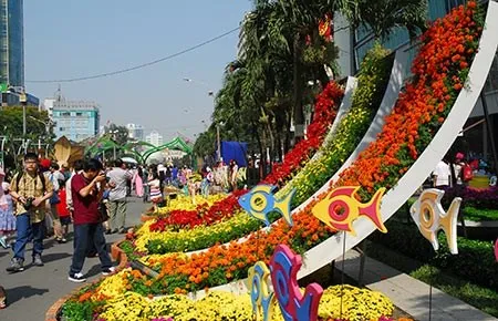 Phố đi bộ Nguyễn Huệ khi nào xong? ảnh 1