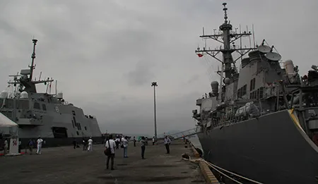 Chùm ảnh: Trên khu trục hạm siêu hiện đại của Hải quân Hoa Kỳ ảnh 1 Chùm ảnh: Trên khu trục hạm siêu hiện đại của Hải quân Hoa Kỳ ảnh 1