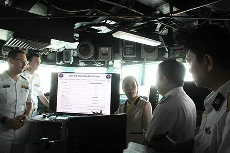 Chùm ảnh: Trên khu trục hạm siêu hiện đại của Hải quân Hoa Kỳ ảnh 3 Chùm ảnh: Trên khu trục hạm siêu hiện đại của Hải quân Hoa Kỳ ảnh 3