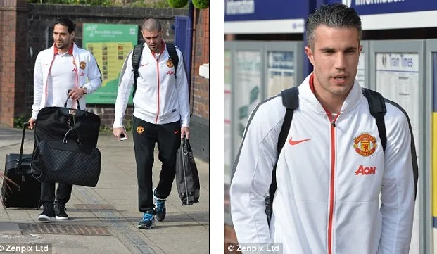 Đoàn quân M.U “căng thẳng” hành quân tới London ảnh 3