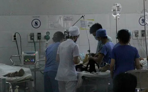 xe giường nằm, đâm nát, ô tô 4 chỗ, người chết, đường tránh, hầm Hải Vân, Đà Nẵng xe giường nằm, đâm nát, ô tô 4 chỗ, người chết, đường tránh, hầm Hải Vân, Đà Nẵng