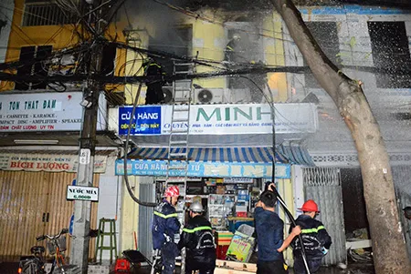 Xác định danh tính nạn nhân trong vụ cháy cửa hàng điện tử quận 1 ảnh 3