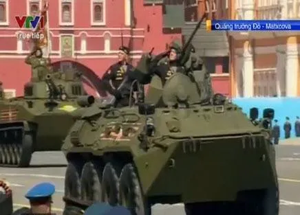 Trực tiếp: Lễ kỷ niệm 70 năm chiến thắng phát xít tại Quảng trường Đỏ ảnh 5 Trực tiếp: Lễ kỷ niệm 70 năm chiến thắng phát xít tại Quảng trường Đỏ ảnh 5