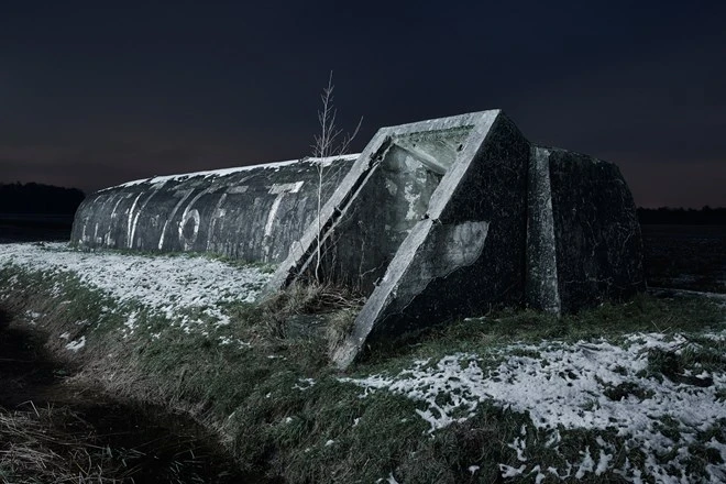 Hình ảnh boongke Đức quốc xã bỏ hoang 70 năm sau Thế chiến II ảnh 6