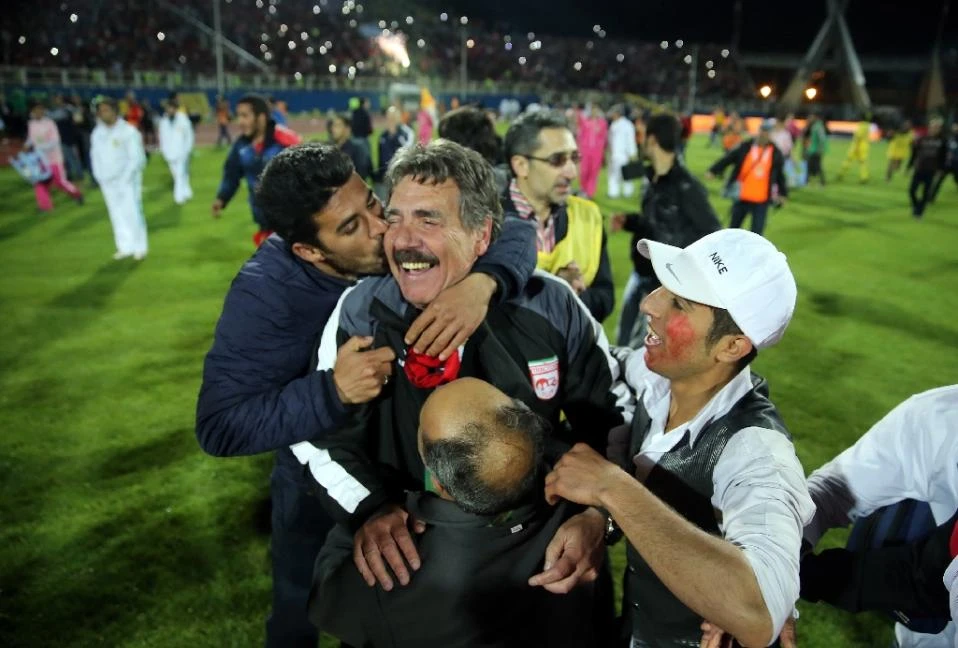 Chuyện bi hài của bóng đá Iran ảnh 1