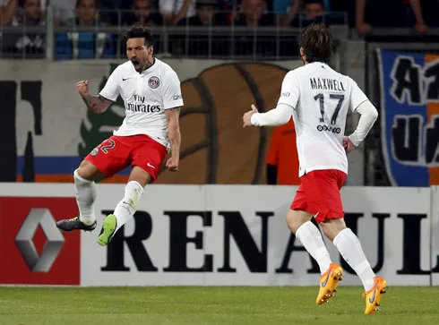 Lavezzi ăn mừng bàn thắng vào lưới Montpellier. Ảnh:Reuters. p2-2752-1431820319.jpg