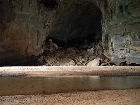 Hang Én Việt Nam sắp lên phim bom tấn của Holywood ảnh 1 Hang Én Việt Nam sắp lên phim bom tấn của Holywood ảnh 1