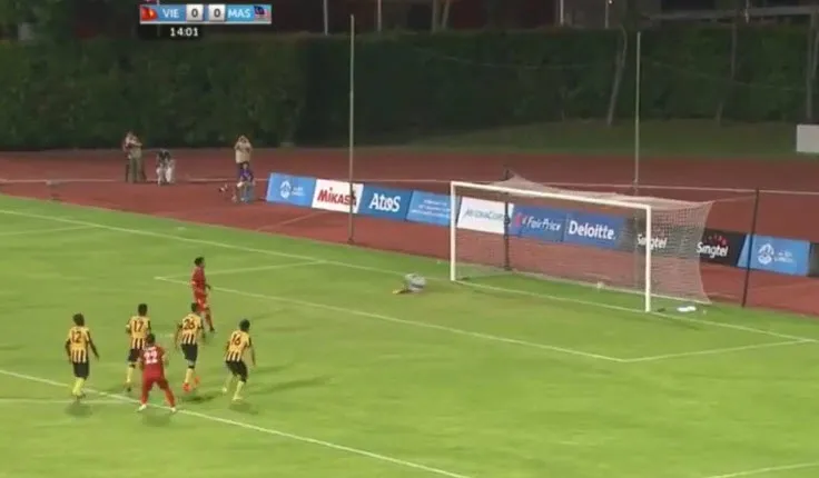 Công Phượng tỏa sáng, U23 Việt Nam đè bẹp U23 Malaysia ảnh 1 Công Phượng tỏa sáng, U23 Việt Nam đè bẹp U23 Malaysia ảnh 1