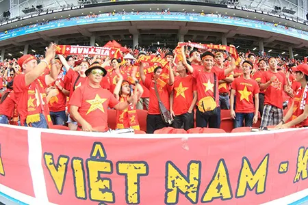 U23 Việt Nam thất bại cay đắng, nữ CĐV bật khóc nức nở ảnh 2 U23 Việt Nam thất bại cay đắng, nữ CĐV bật khóc nức nở ảnh 2