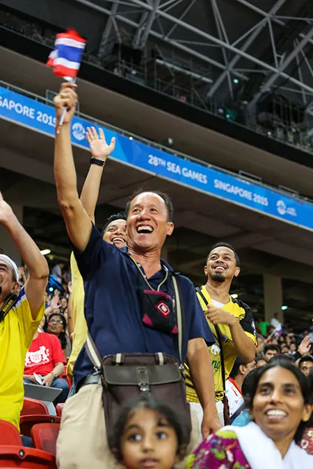 Những hình đẹp trên khán đài SEA Games 28 ảnh 2 Những hình đẹp trên khán đài SEA Games 28 ảnh 2