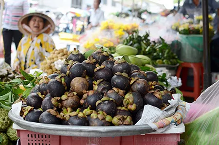 Chùm ảnh: Tết Đoan Ngọ đi chợ mua gì? ảnh 2