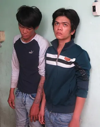 Hình sự đặc nhiệm âm thầm bám đến tận nhà bắt tên cướp giật ảnh 1 Hình sự đặc nhiệm âm thầm bám đến tận nhà bắt tên cướp giật ảnh 1