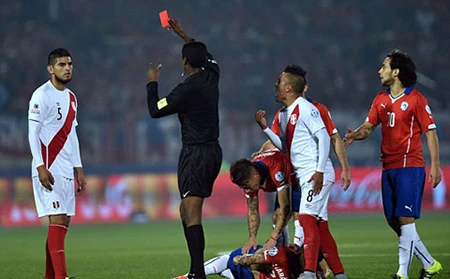 Hạ gục Peru, Chile vào chung kết sau 28 năm ảnh 2