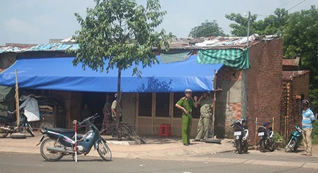 Hàng xóm cãi nhau, 1 người tử vong, 4 người bị thương ảnh 1