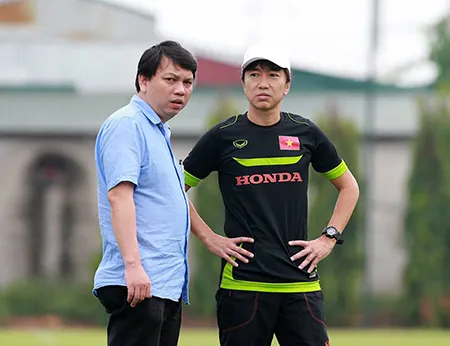 Chùm ảnh cầu thủ Việt Nam, Man City tập luyện cho trận đấu tối nay ảnh 3 Chùm ảnh cầu thủ Việt Nam, Man City tập luyện cho trận đấu tối nay ảnh 3