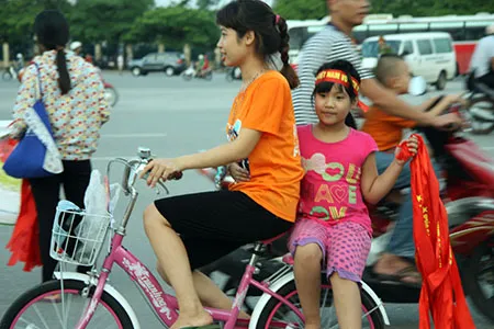 Việt Nam 1–8 Man City: Bài học quý từ một trận giao hữu ảnh 23