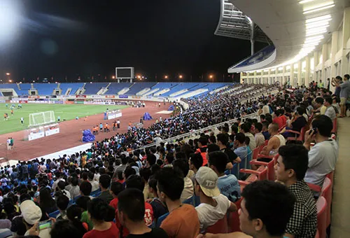 Chùm ảnh cầu thủ Việt Nam, Man City tập luyện cho trận đấu tối nay ảnh 10 Chùm ảnh cầu thủ Việt Nam, Man City tập luyện cho trận đấu tối nay ảnh 10