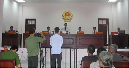 Bắt cóc, hiếp dâm xong nói 'Em đẹp mà số em xấu, anh giết em' ảnh 3 Bắt cóc, hiếp dâm xong nói 'Em đẹp mà số em xấu, anh giết em' ảnh 3