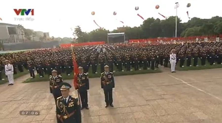 Người dân Thủ đô trắng đêm chờ đón đại lễ 2-9 ảnh 3