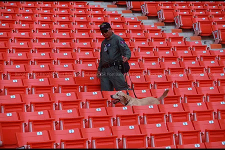 CĐV làm loạn, Malaysia đối mặt án phạt nặng của FIFA ảnh 1