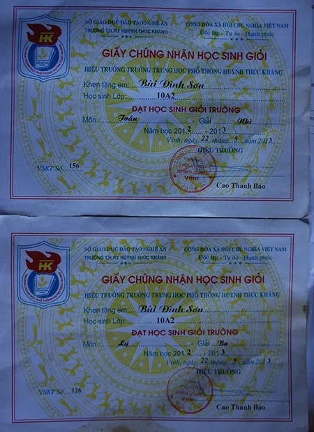 Bị trường quân sự từ chối vì có một quả thận, thí sinh mồ côi bật khóc ảnh 2 Bị trường quân sự từ chối vì có một quả thận, thí sinh mồ côi bật khóc ảnh 2