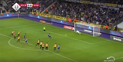 Thủ môn cản phá thành công ba quả Penalty trong một trận đấu ảnh 3 Thủ môn cản phá thành công ba quả Penalty trong một trận đấu ảnh 3