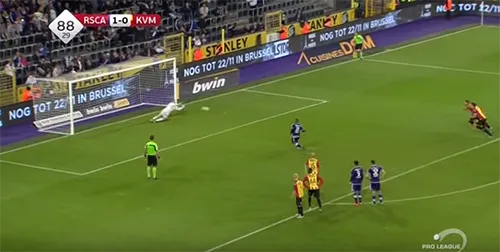 Thủ môn cản phá thành công ba quả Penalty trong một trận đấu ảnh 4 Thủ môn cản phá thành công ba quả Penalty trong một trận đấu ảnh 4