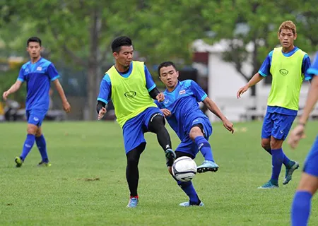 Truyền thông Thái lo trọng tài thiên vị Việt Nam ảnh 1 Truyền thông Thái lo trọng tài thiên vị Việt Nam ảnh 1