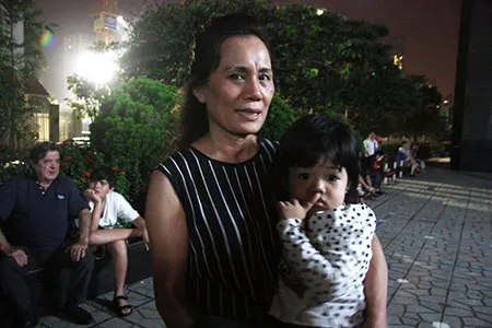 Cháy lớn tại tòa nhà CT1 Vimeco trong đêm tối ảnh 9