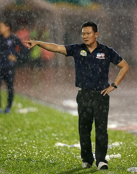 Những khoảnh khắc đẹp trong trận U-21 HAGL và U-19 Hàn Quốc ảnh 10