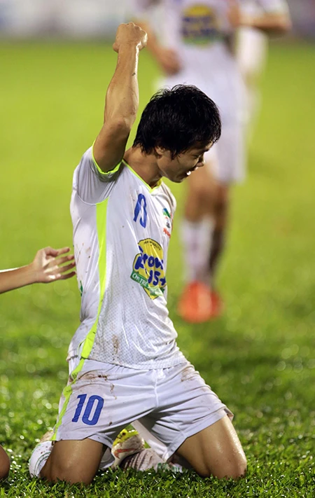 Những khoảnh khắc đẹp trong trận U-21 HAGL và U-19 Hàn Quốc ảnh 4