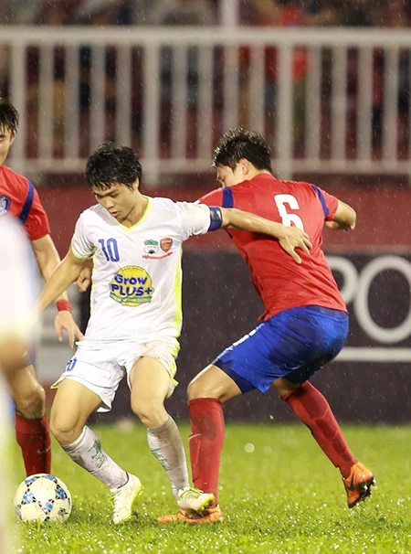 Những khoảnh khắc đẹp trong trận U-21 HAGL và U-19 Hàn Quốc ảnh 5