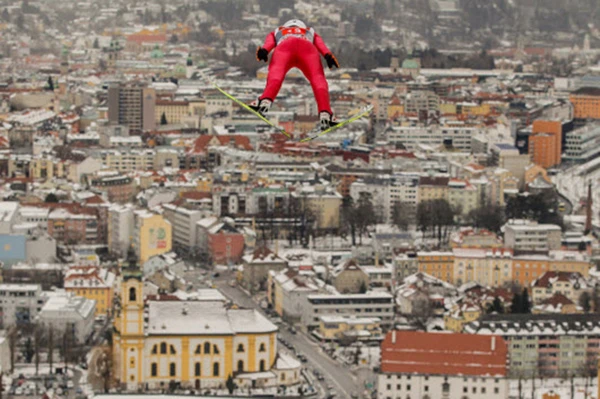 Những hình ảnh thể thao ấn tượng nhất năm 2015 (phần 2) ảnh 18