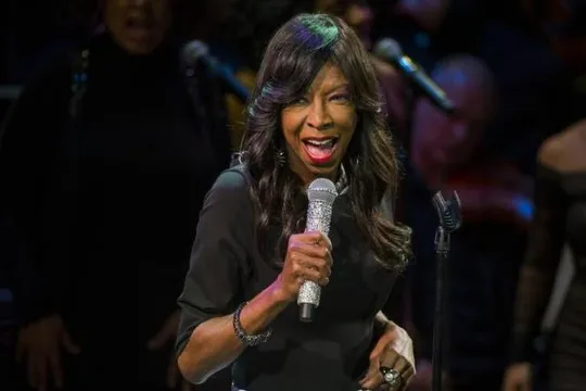 Thương tiếc danh ca 9 lần đoạt Grammy Natalie Cole!