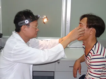 Ngày đầu tiên khám sức khỏe lái xe theo cách mới ảnh 6