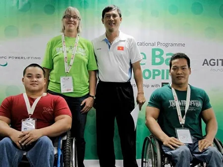 Ánh Viên giành giải VĐV tiêu biểu toàn quốc năm 2015 ảnh 2