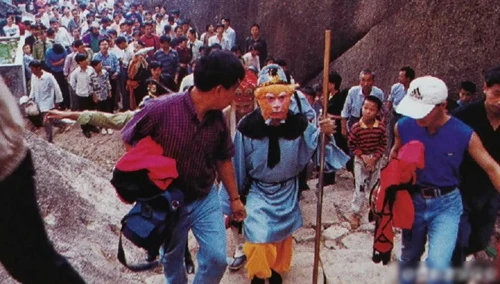 Ảnh hậu trường thời quay phim thiếu thốn của 'Tây Du Ký' ảnh 12 anh-hau-truong-thoi-quay-phim-thieu-thon-cua-tay-du-ky-11