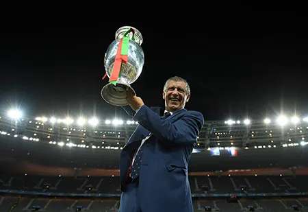 Ronaldo bật khóc, Eder hóa người hùng, Bồ Đào Nha vô địch Euro 2016 ảnh 10