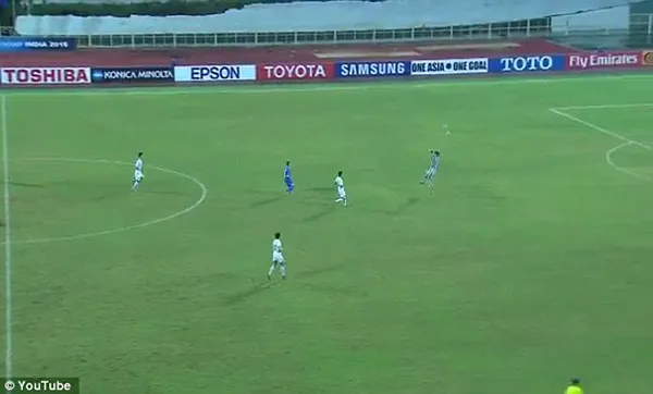 Bàn thua không thể tin nổi của thủ môn Triều Tiên ảnh 1 Bàn thua không thể tin nổi của thủ môn Triều Tiên ảnh 1