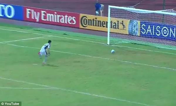 Bàn thua không thể tin nổi của thủ môn Triều Tiên ảnh 3 Bàn thua không thể tin nổi của thủ môn Triều Tiên ảnh 3